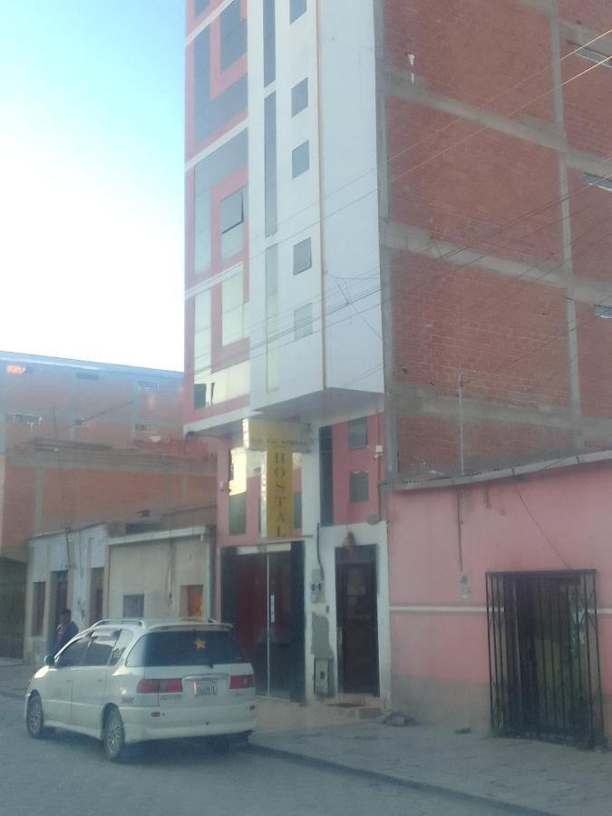 Hostal Sin Fronteras Uyuni Exterior photo
